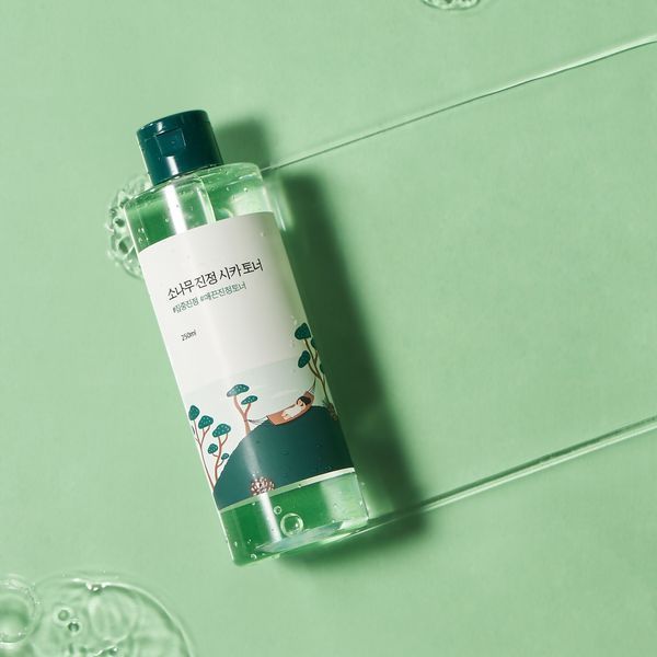 Заспокійливий тонер з екстрактом голок сосни ROUND LAB Pine Calming Cica Toner 250 ml 03046 фото