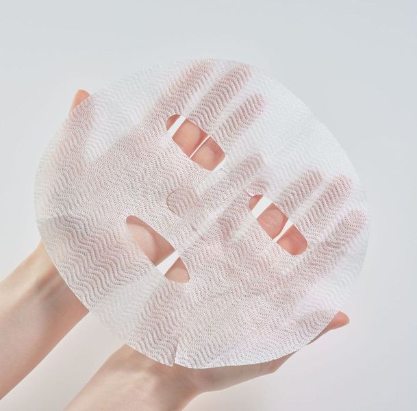 Заспокійлива тканинна маска з екстрактом голок сосни ROUND LAB Pine Calming Cica Mask Sheet 27 ml 02958 фото