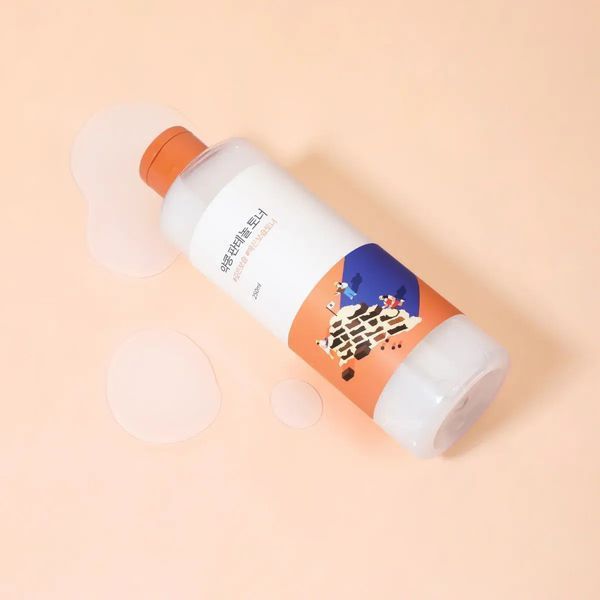 Зволожувальний тонер з екстрактом соєвих бобів та пантенолом ROUND LAB Soybean Panthenol Toner, 250 ml 04373 фото